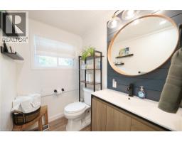 114 HILLVIEW Crescent - 24