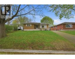 13 MACKAY Avenue - 2