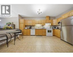 10 COBBLESTONE Drive UnitNo. 35 - 6
