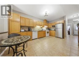 10 COBBLESTONE Drive UnitNo. 35 - 7