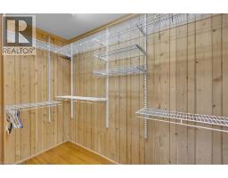 10 BURNSIDE Drive - 17