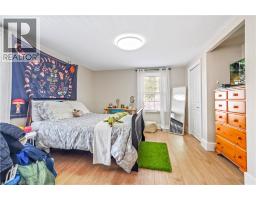 27 ADA Avenue - 29
