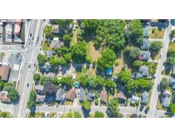 816 COLBORNE Street E - 11