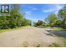 816 COLBORNE Street E - 36