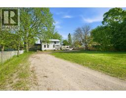 816 COLBORNE Street E - 39
