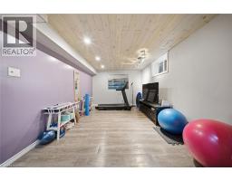 40 MISSION Road - 27