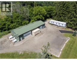182 GOVERNOR S Road E - 44