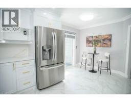 61 LESLIE Avenue - 14