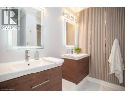 61 LESLIE Avenue - 17