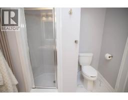 61 LESLIE Avenue - 18