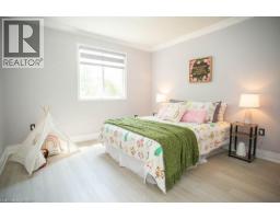 61 LESLIE Avenue - 19