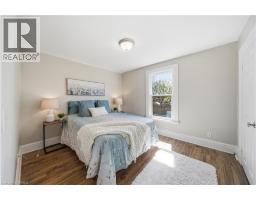 33 RICHMOND Street - 22