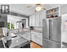 23 TYRELL Street - 11