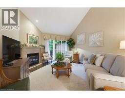 655 PARK Road N UnitNo. 13 - 10