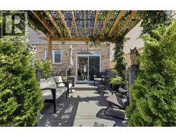21 HARTLEY Avenue - 24