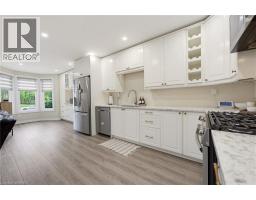 125 WHITLAW Way - 6