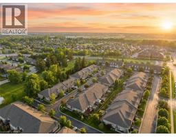 10 COBBLESTONE Drive UnitNo. 35 - 22