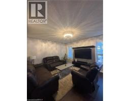 252 BERRY Street - 3