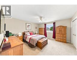 41 GRIFFITHS Drive - 17