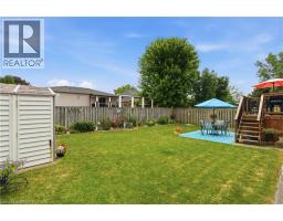41 GRIFFITHS Drive - 33