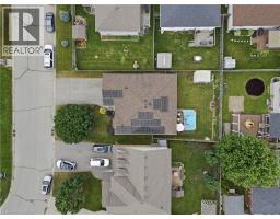 41 GRIFFITHS Drive - 40