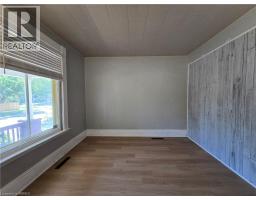 196 WELLINGTON Street - 1
