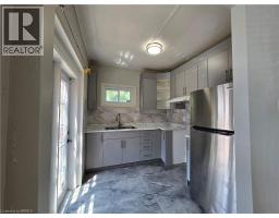 196 WELLINGTON Street - 5