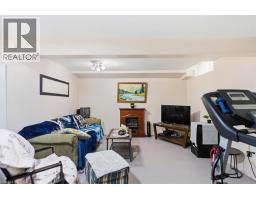 16 PALOMINO Drive - 37