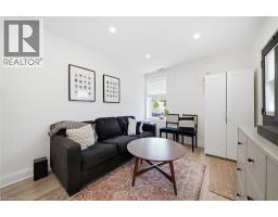 8 RUSSELL Street - 7