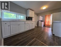 109 SYDENHAM Street - 14