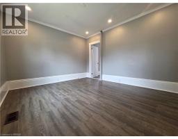 109 SYDENHAM Street - 9