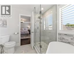 47 DEERPARK Avenue - 20