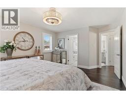 47 DEERPARK Avenue - 22