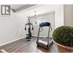 47 DEERPARK Avenue - 30