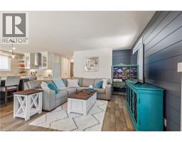 160 WOODLAWN Avenue - 17