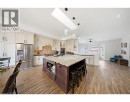 5 ECHO VILLA Avenue - 14