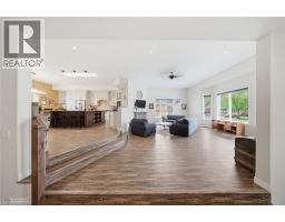 5 ECHO VILLA Avenue - 8