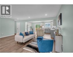 4 DOWDEN Avenue - 10