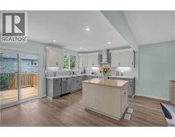 4 DOWDEN Avenue - 13