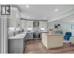 4 DOWDEN Avenue - 14