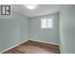4 DOWDEN Avenue - 20
