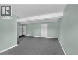 4 DOWDEN Avenue - 26