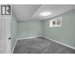 4 DOWDEN Avenue - 29