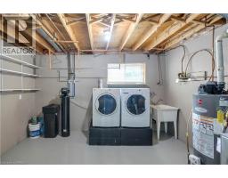 4 DOWDEN Avenue - 36