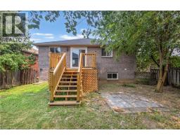 4 DOWDEN Avenue - 39
