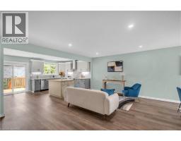 4 DOWDEN Avenue - 8