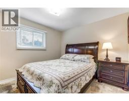 207 DUNSDON Street - 12