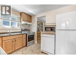 207 DUNSDON Street - 6