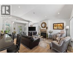62 VARLEY Crescent - 20