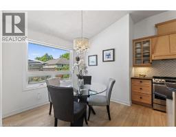 62 VARLEY Crescent - 23